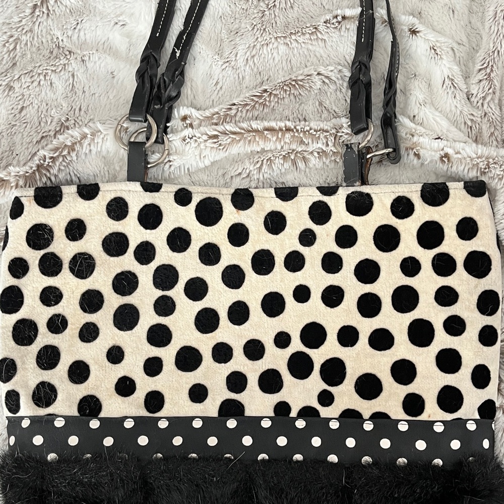 B’s Custom Made Purses - Picture 2 of 3